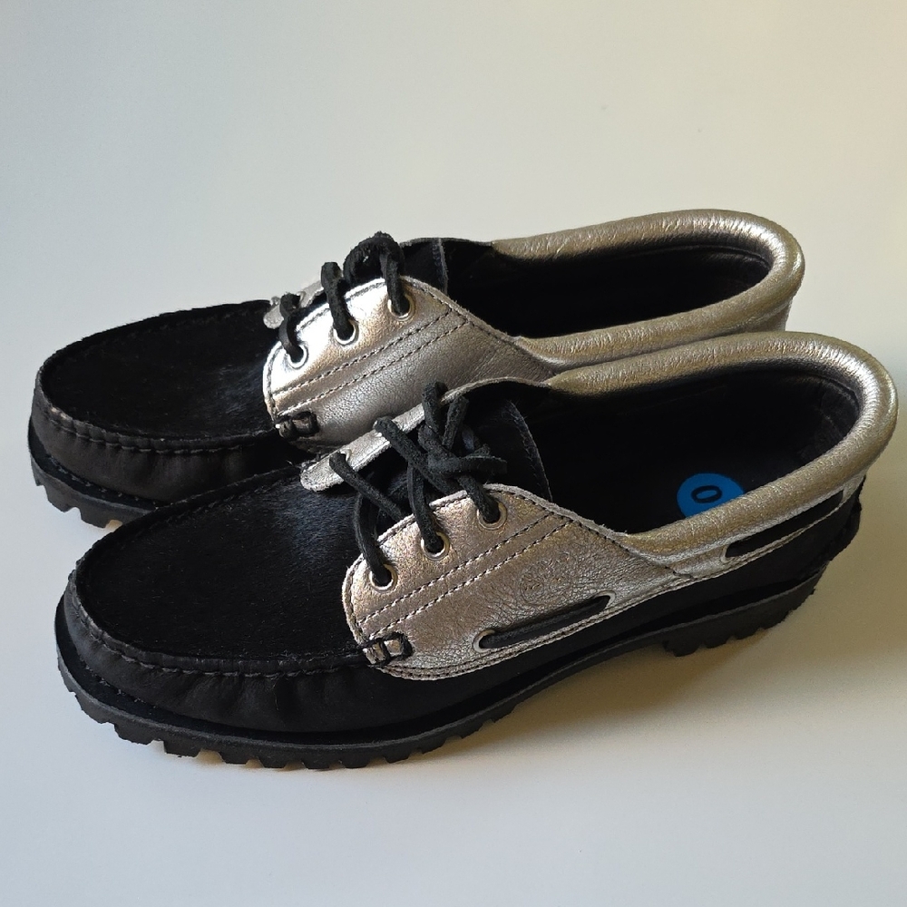 Timberland Heritage Black and Silver Boat Shoes.
